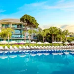 hotel CALISTA LUXURY RESORT با آژانس بهاران تصویر شاخص